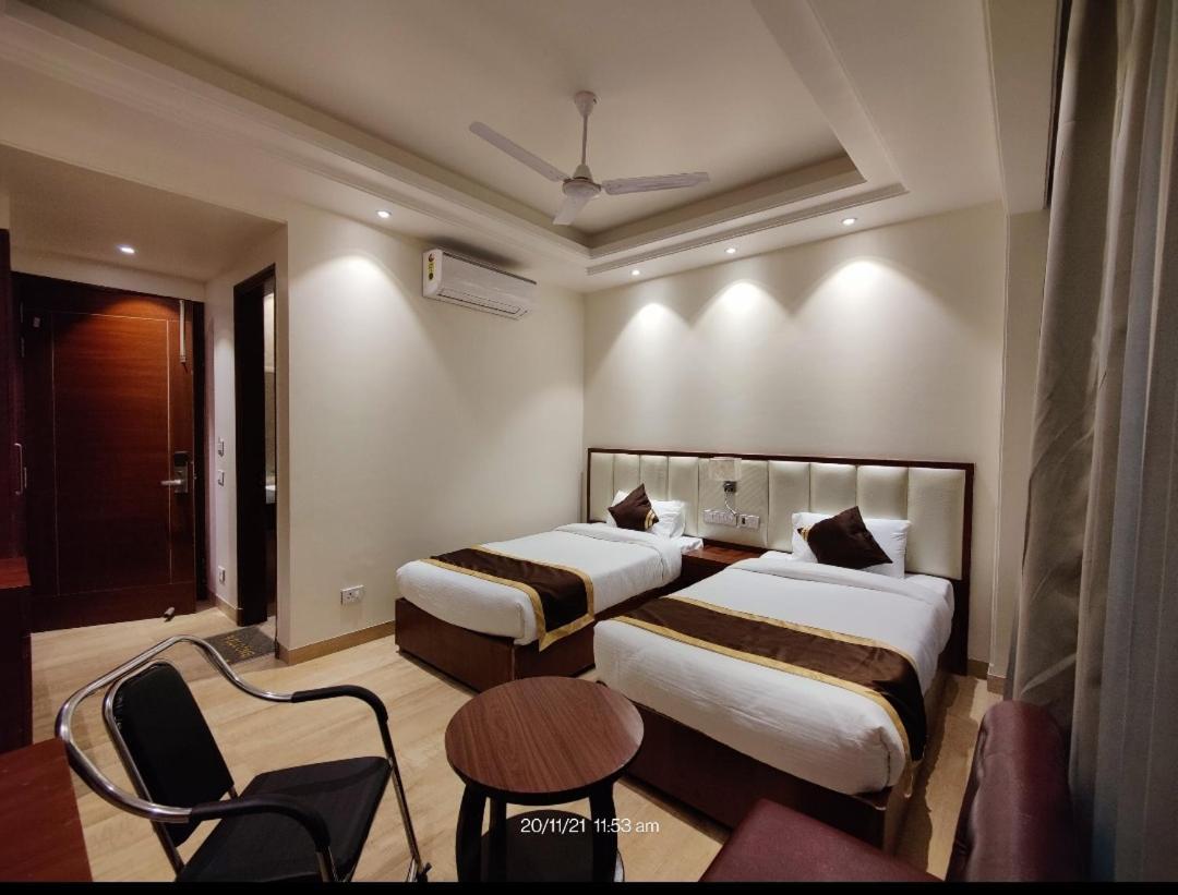 Mds Royal Resort Tulsipur Eksteriør billede